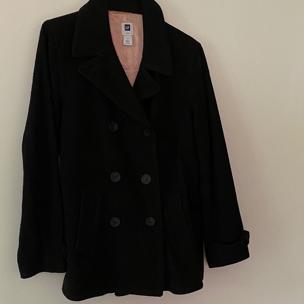 GAP Women's Classic Black Peacoat.  Size L!  Lined!